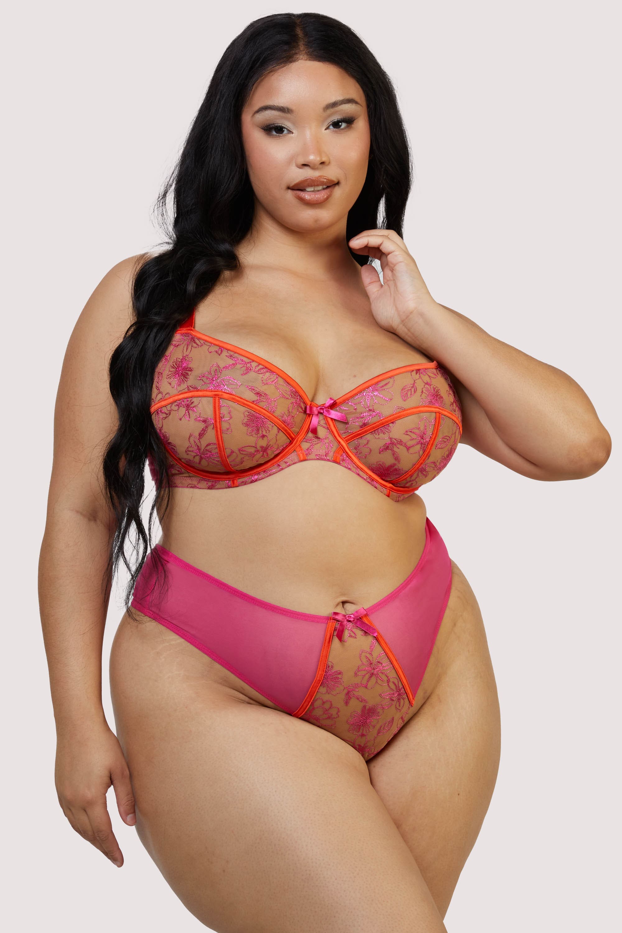 Magda Pink Neon Cocktail Embroidery Set
