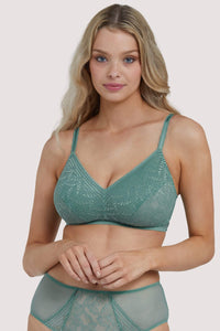 Fuller Bust
