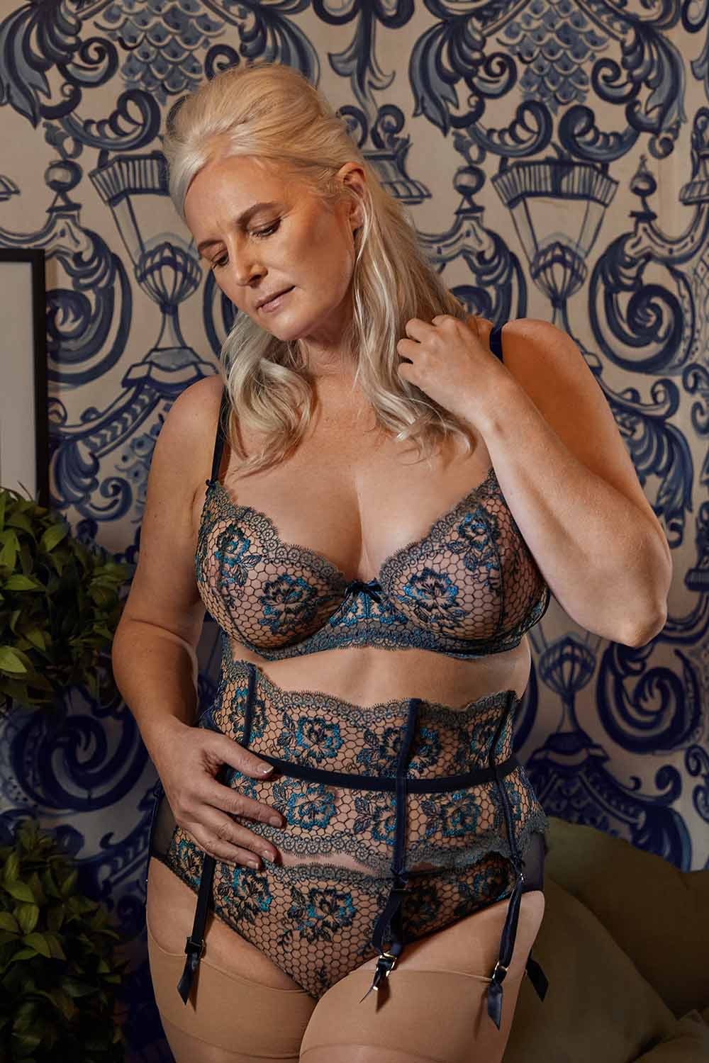 Evelina Blue Curve Bra