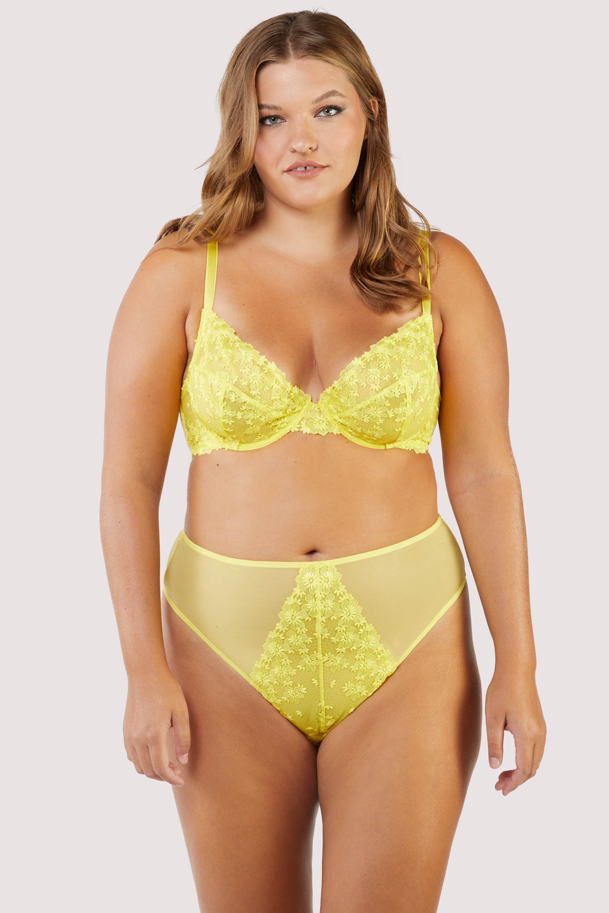 Seamless Bras - Yellowberry Tagged size-xl-18