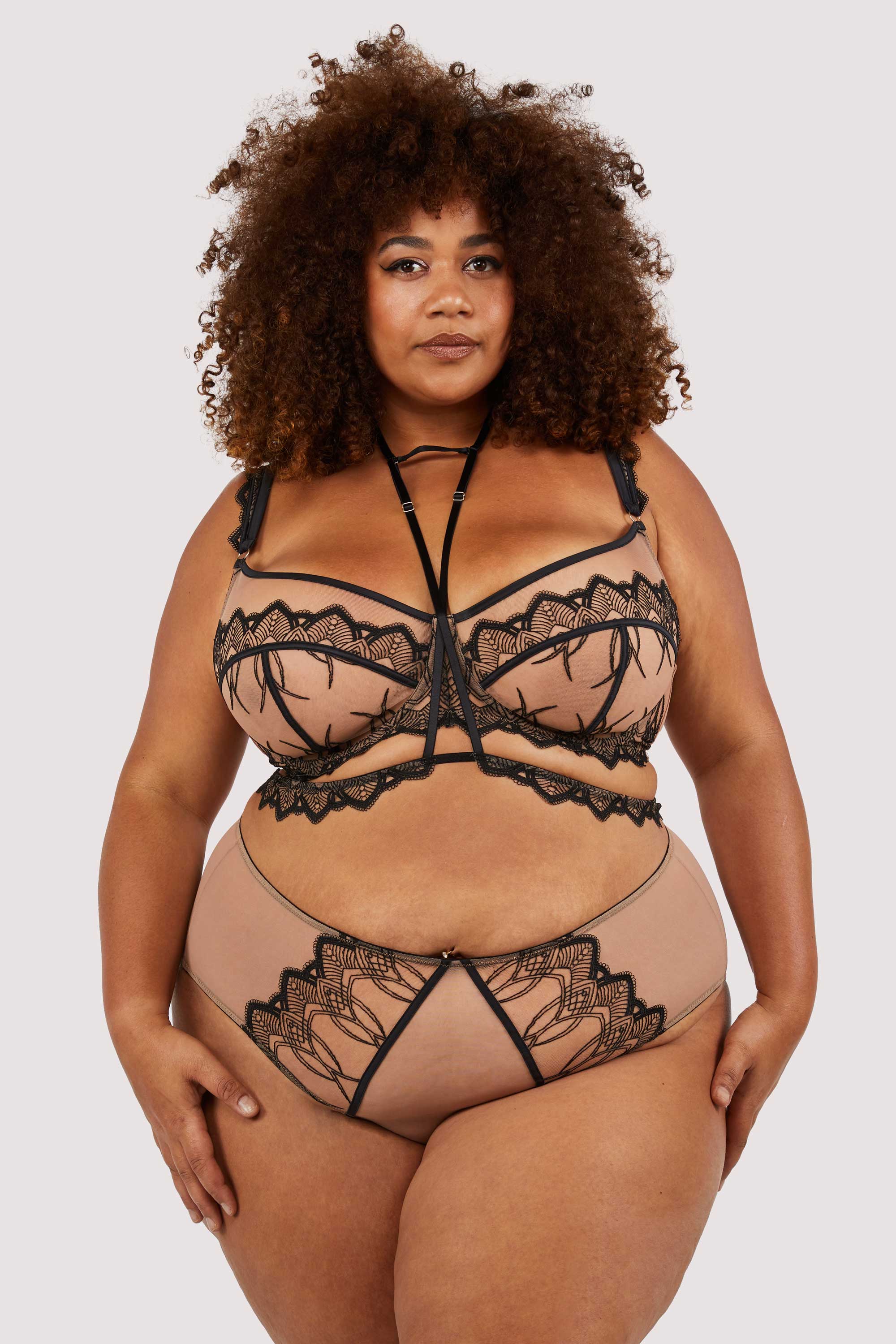 Clara Latte And Black Lace Harness and Bra – Playful Promises