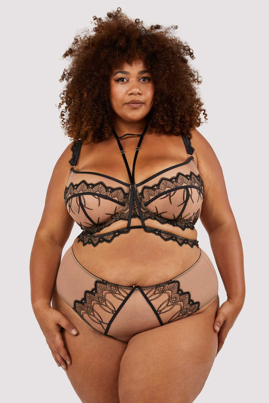 Clara Latte And Black Lace Harness Set