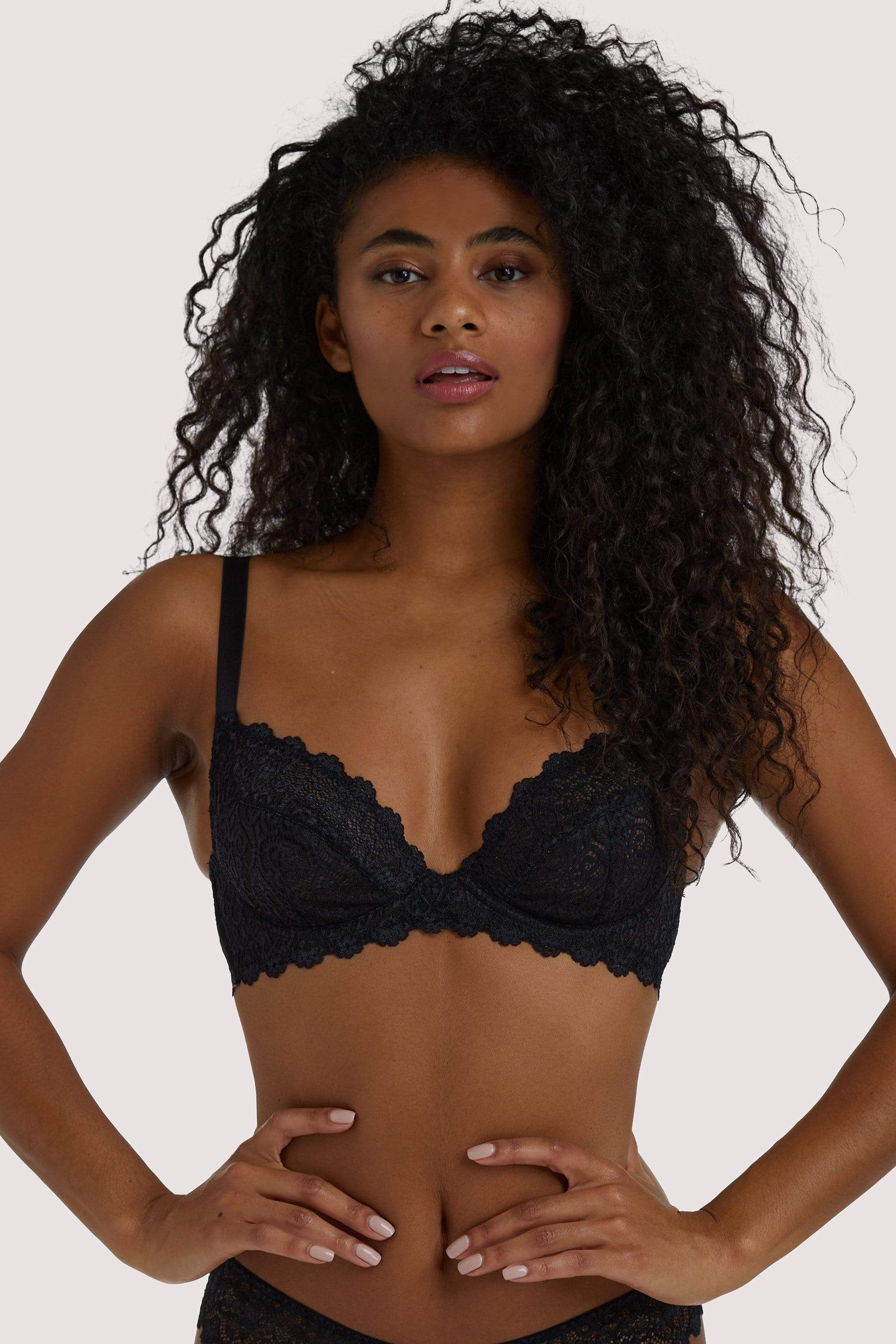 Tru Diva Daily Bra Non Padded Wire Free High Coverage Moulded Cup  (Black-30C)